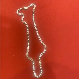 Elegant Gold Chain Necklace